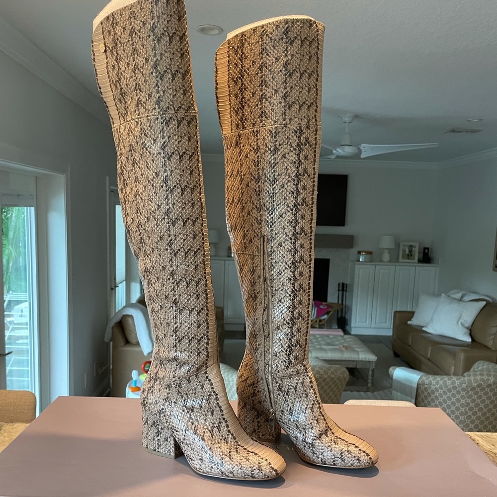 Louis Et Cie Snakeskin Over The Knee Boots